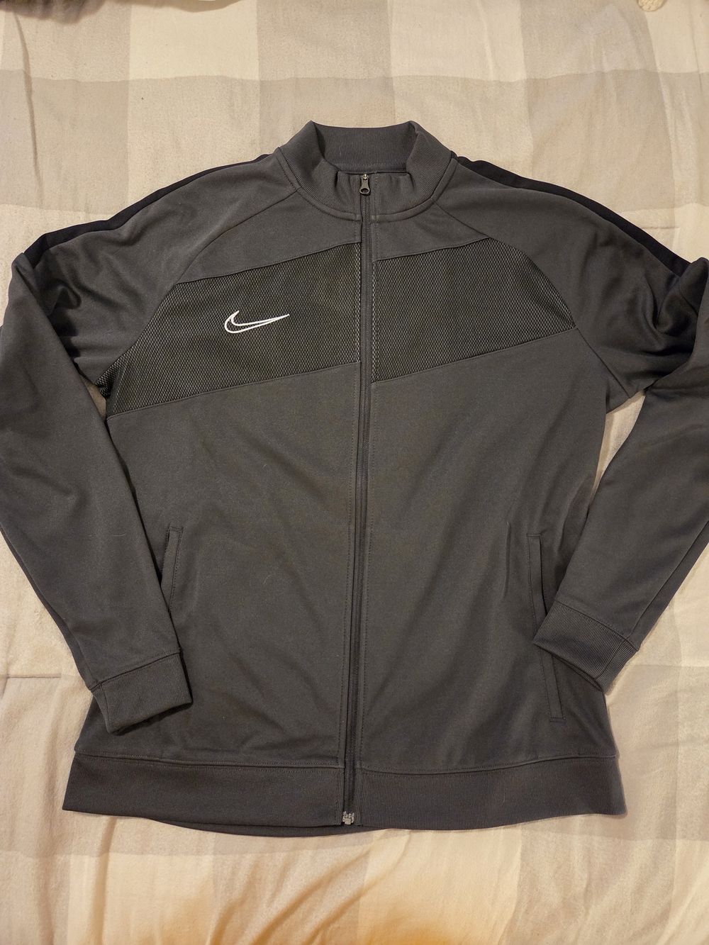 Nike NWT Gunmetal Gray Full-Zip Performance Track Jacket